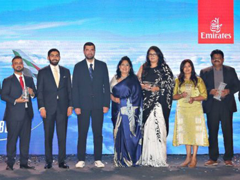 Emirates-honours-Sri-Lanka’s-top-travel-agents-800x600