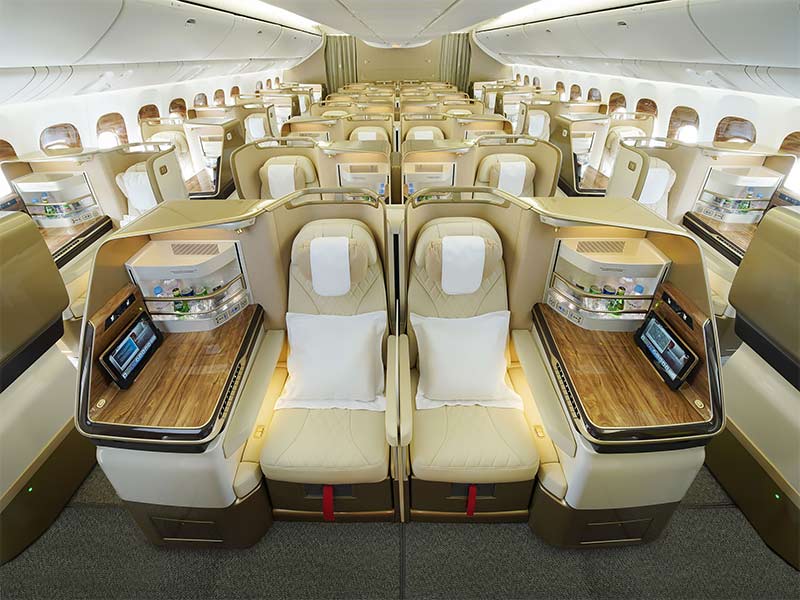 Emirates’-first-retrofitted-777-aircraft-featuring-its-latest-cabin-interiors-takes-off-to-Geneva-800x600